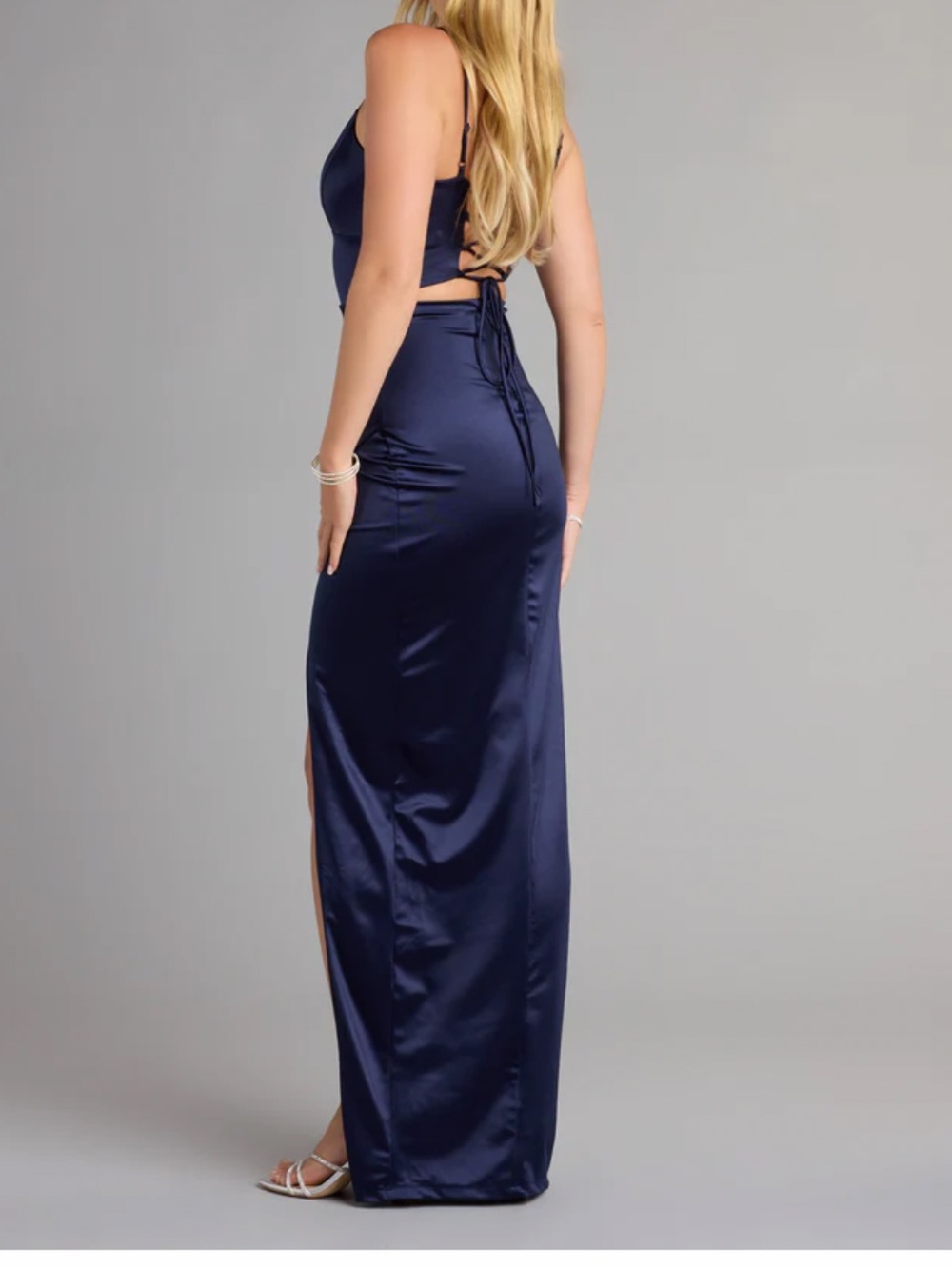 ✨ Windsor Navy Satin Formal Dress ✨